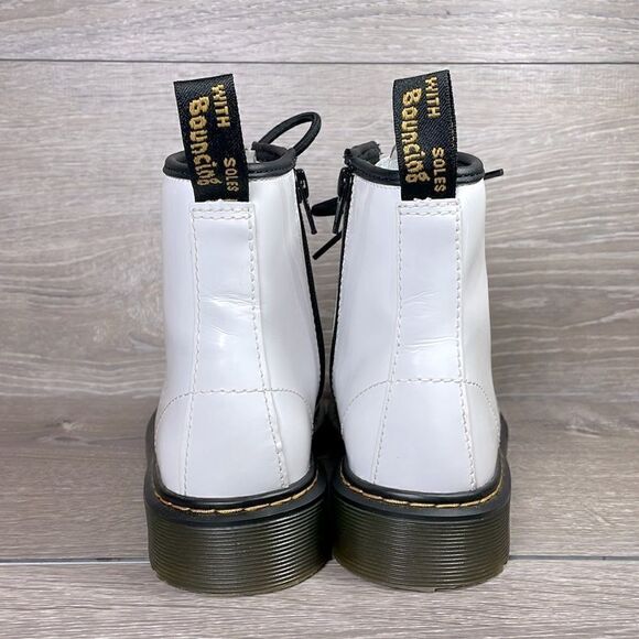 Dr Martens 1460 Pascal White Patent Leather 8-Eye Zip Women’s Sz 5 Combat Boots - Picture 4 of 11